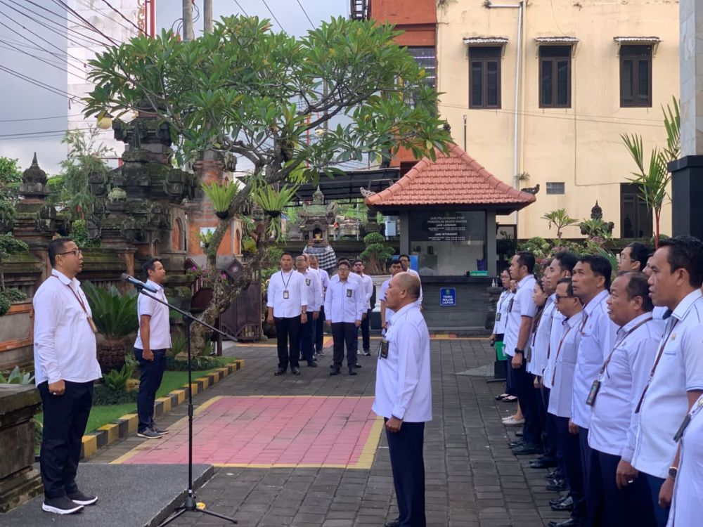 Pelaksanaan Apel Senin Pagi pada Pengadilan Negeri Gianyar (20/07/26)